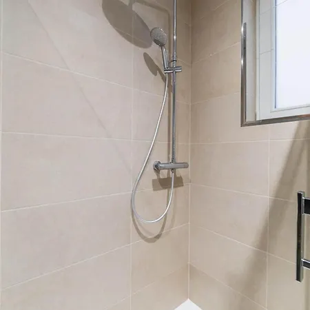 Refait A Neuf Montmartre - 18 - 2p - Flat-guest Paris