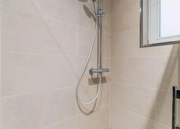 Refait A Neuf Montmartre - 18 - 2p - Flat-guest باريس